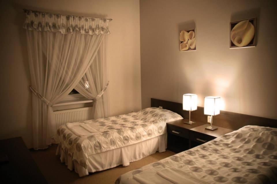 Hotel Chrobry Leczyca Luaran gambar