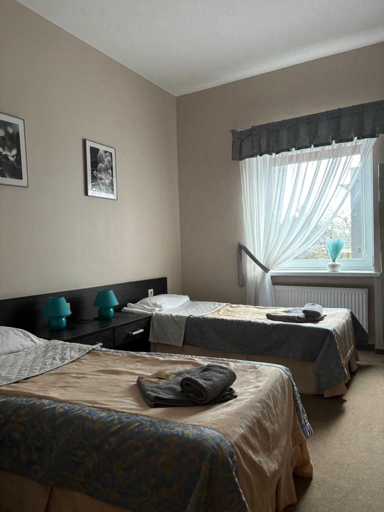 Hotel Chrobry Leczyca Luaran gambar